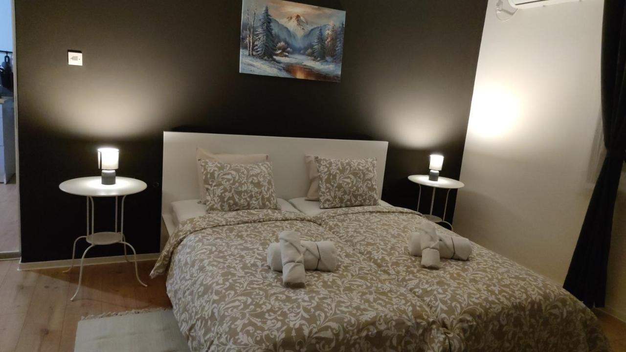 4 Stars Apartments Near Airport Velika Gorica Exterior foto